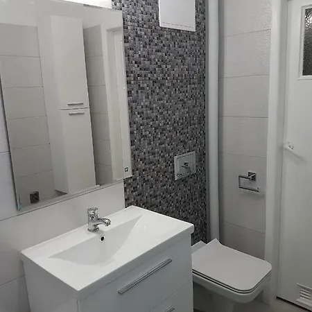 Apartament Goldstar Srodmiescie